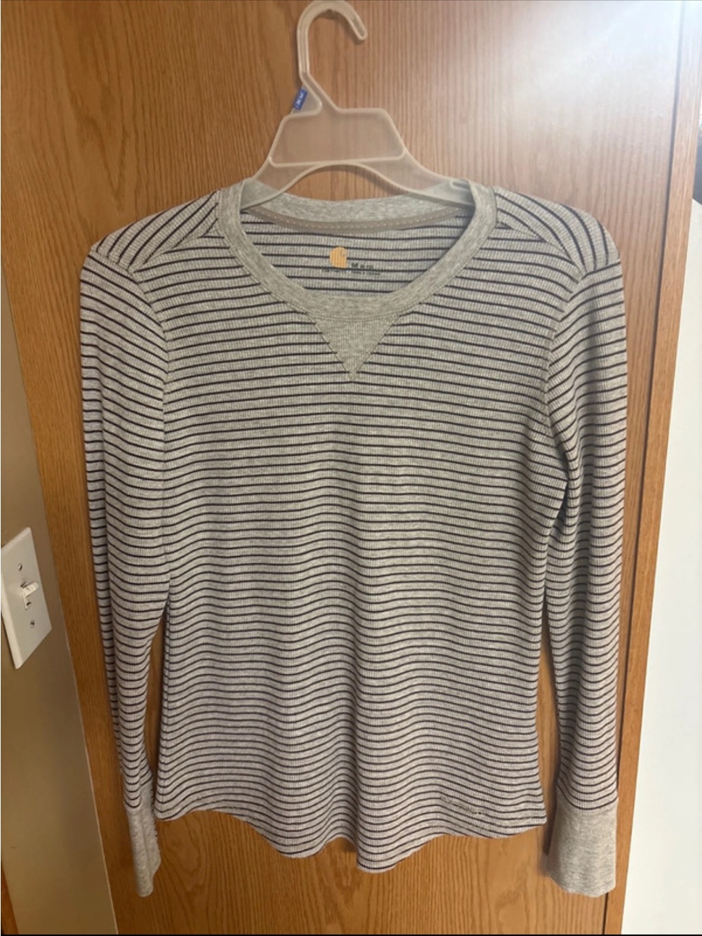 Carhartt Men's V-Neck Striped Gray and Black Sweater